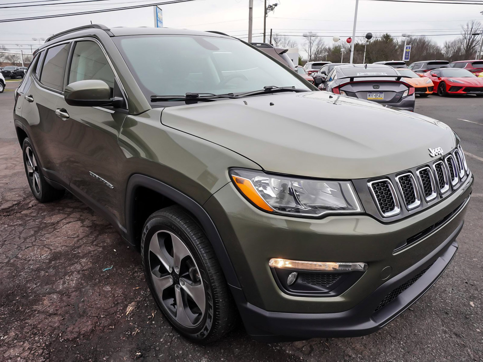 Used 2019 Jeep Compass Latitude w/ Popular Equipment Group image 3
