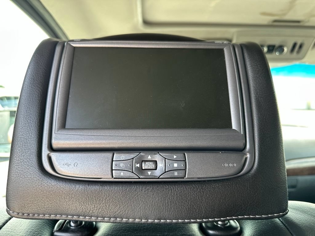 Used 2014 Nissan Armada Platinum AWD/4WD image 5