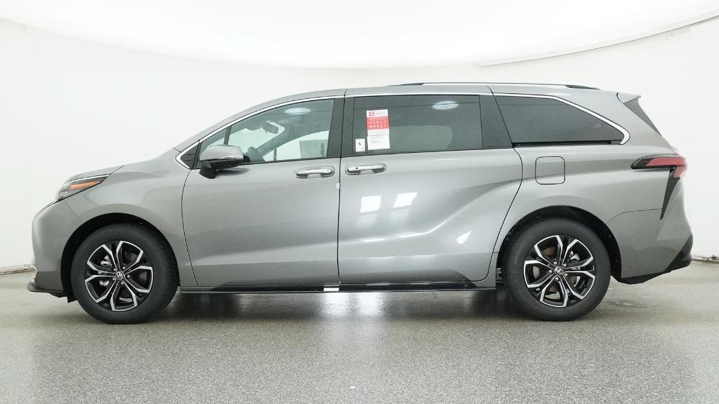 New 2026 Toyota Sienna Platinum AWD/4WD image 28