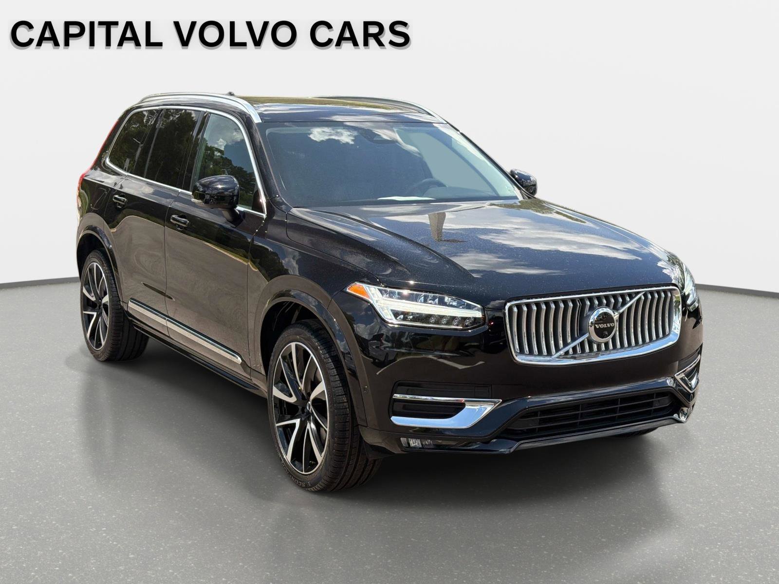 Used 2023 Volvo XC90 B6 Plus w/ Protection Package Premier AWD/4WD image 3