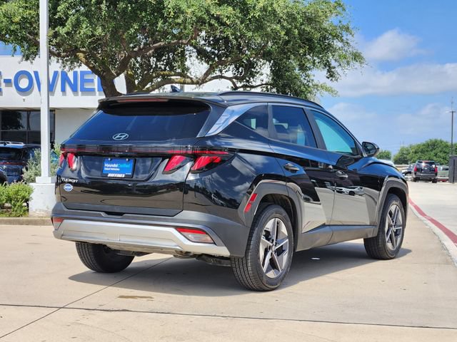 Used 2026 Hyundai Tucson SEL FWD image 3