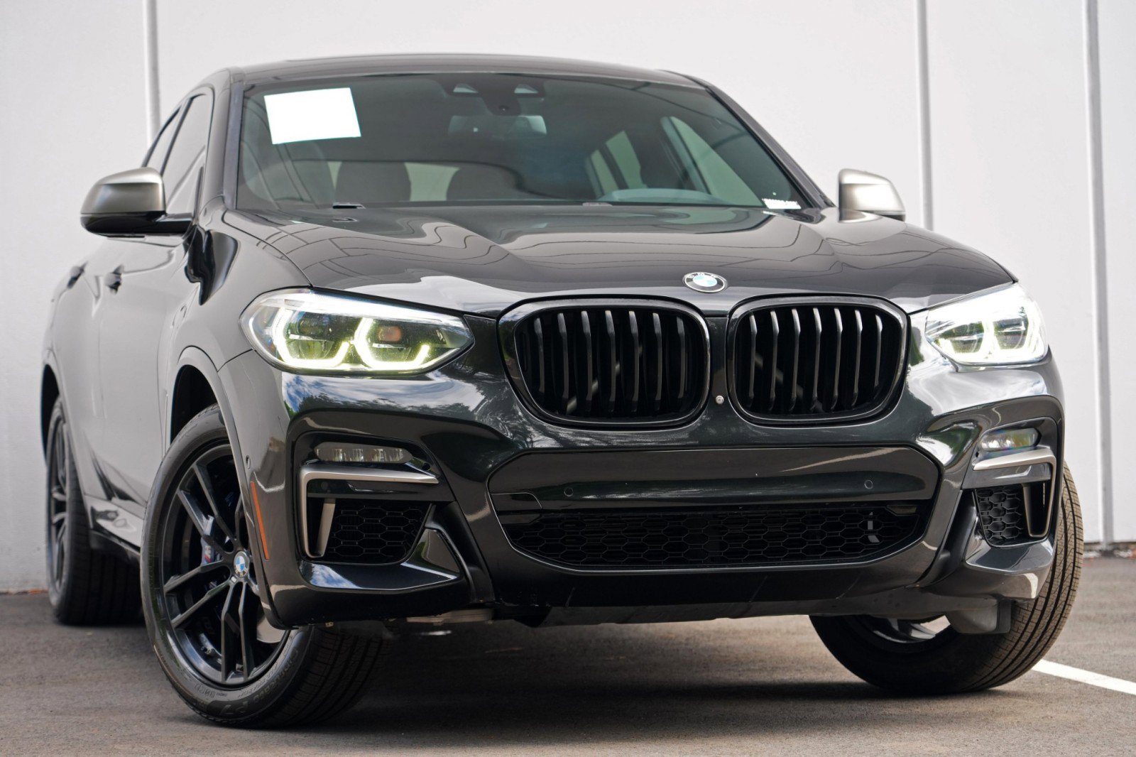 Used 2020 BMW X4 M40i w/ Executive Package AWD/4WD image 2