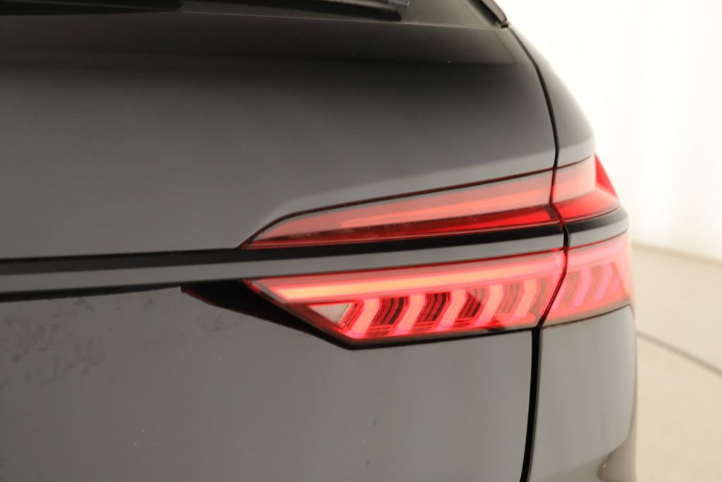 Used 2023 Audi RS 6 AWD/4WD image 36
