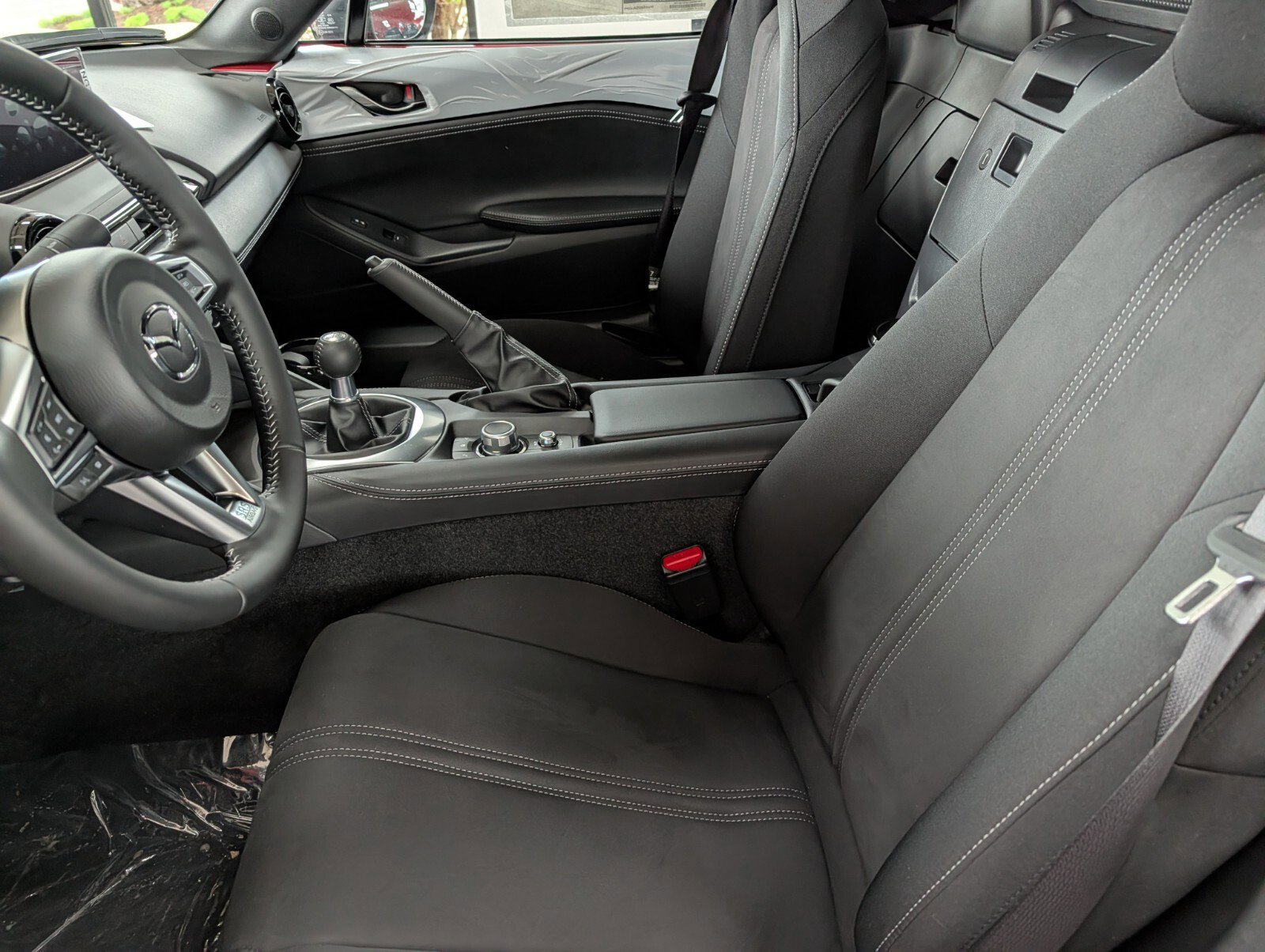 New 2026 MAZDA MX-5 Miata Club w/ Weather Package image 12