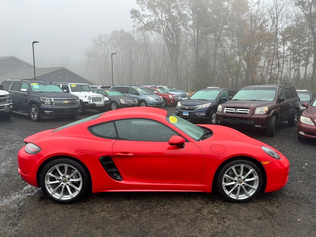 Used 2019 Porsche 718 Cayman image 4