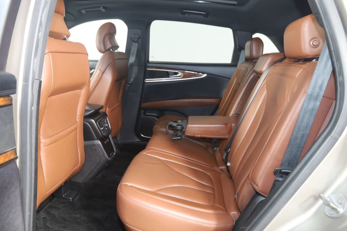 Used 2018 Lincoln MKX Reserve w/ Lincoln MKX Climate Package AWD/4WD image 49