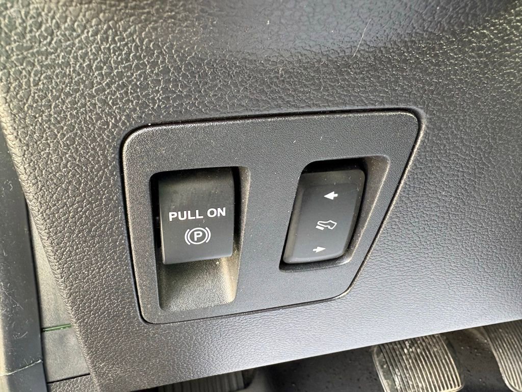 Used 2020 Ford Expedition Limited w/ Equipment Group 303A image 28