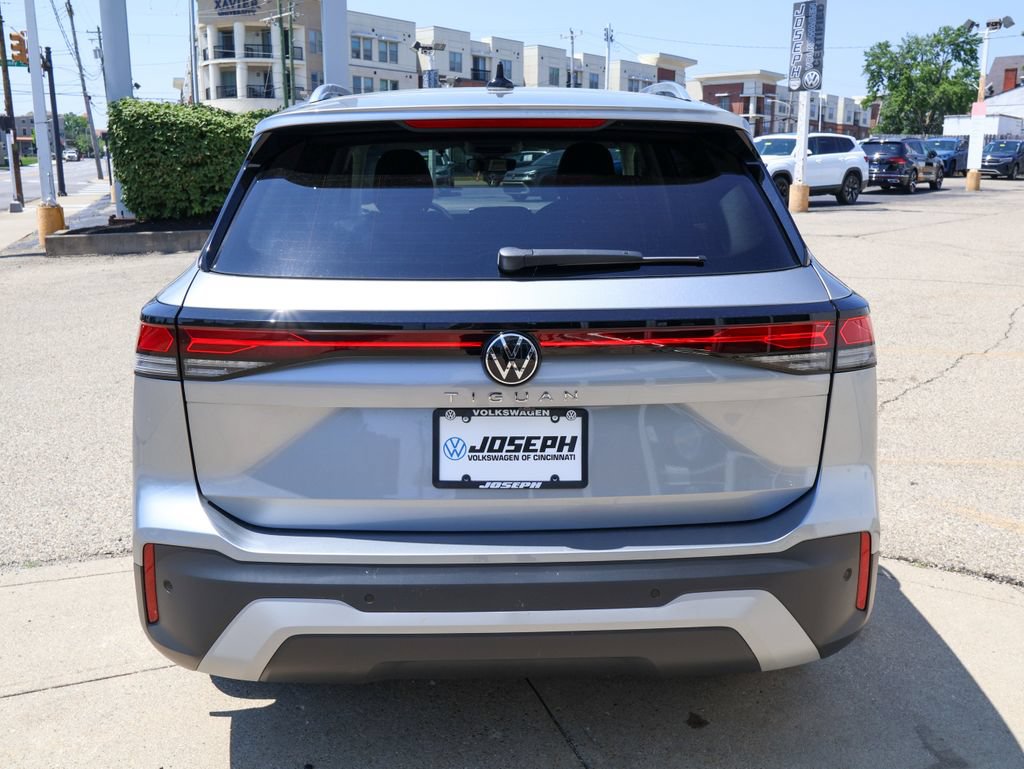 New 2026 Volkswagen Tiguan S FWD image 4
