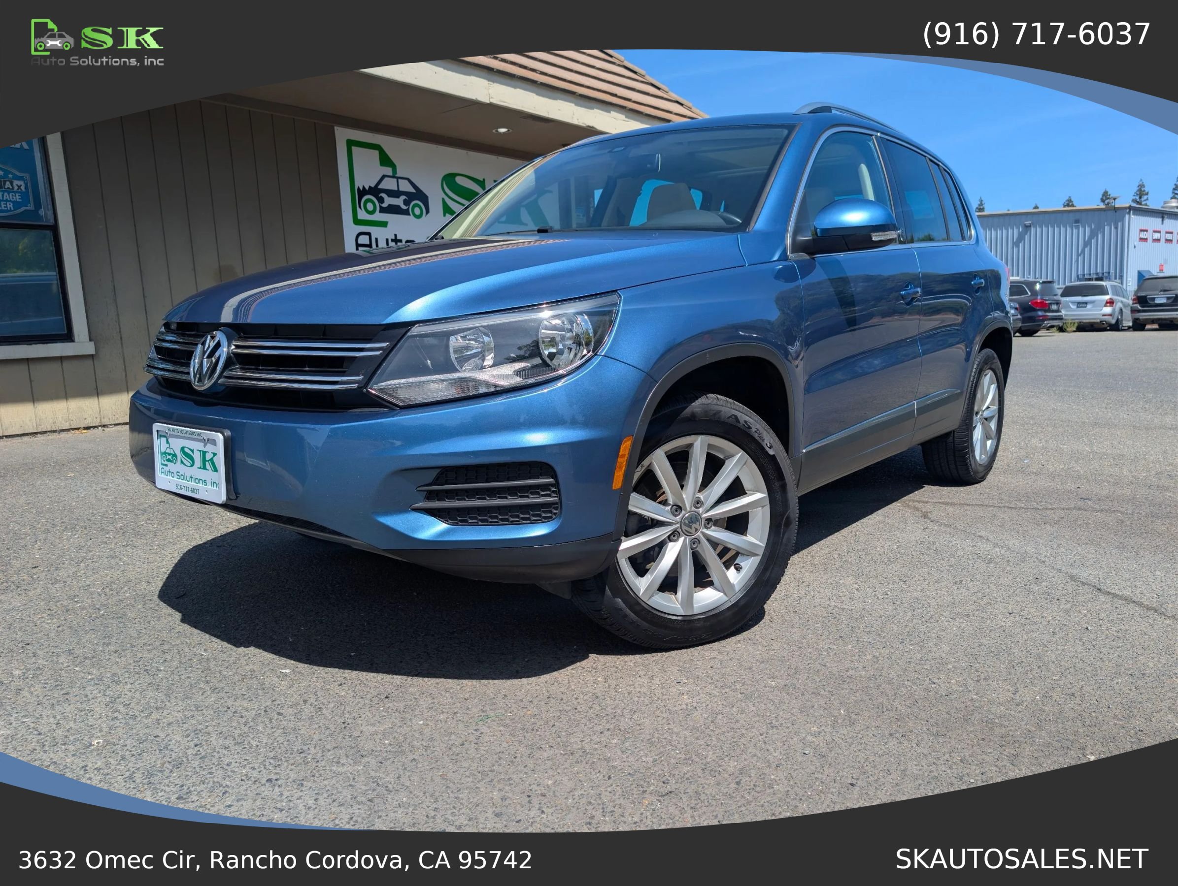 Used 2017 Volkswagen Tiguan Wolfsburg Edition FWD image 2