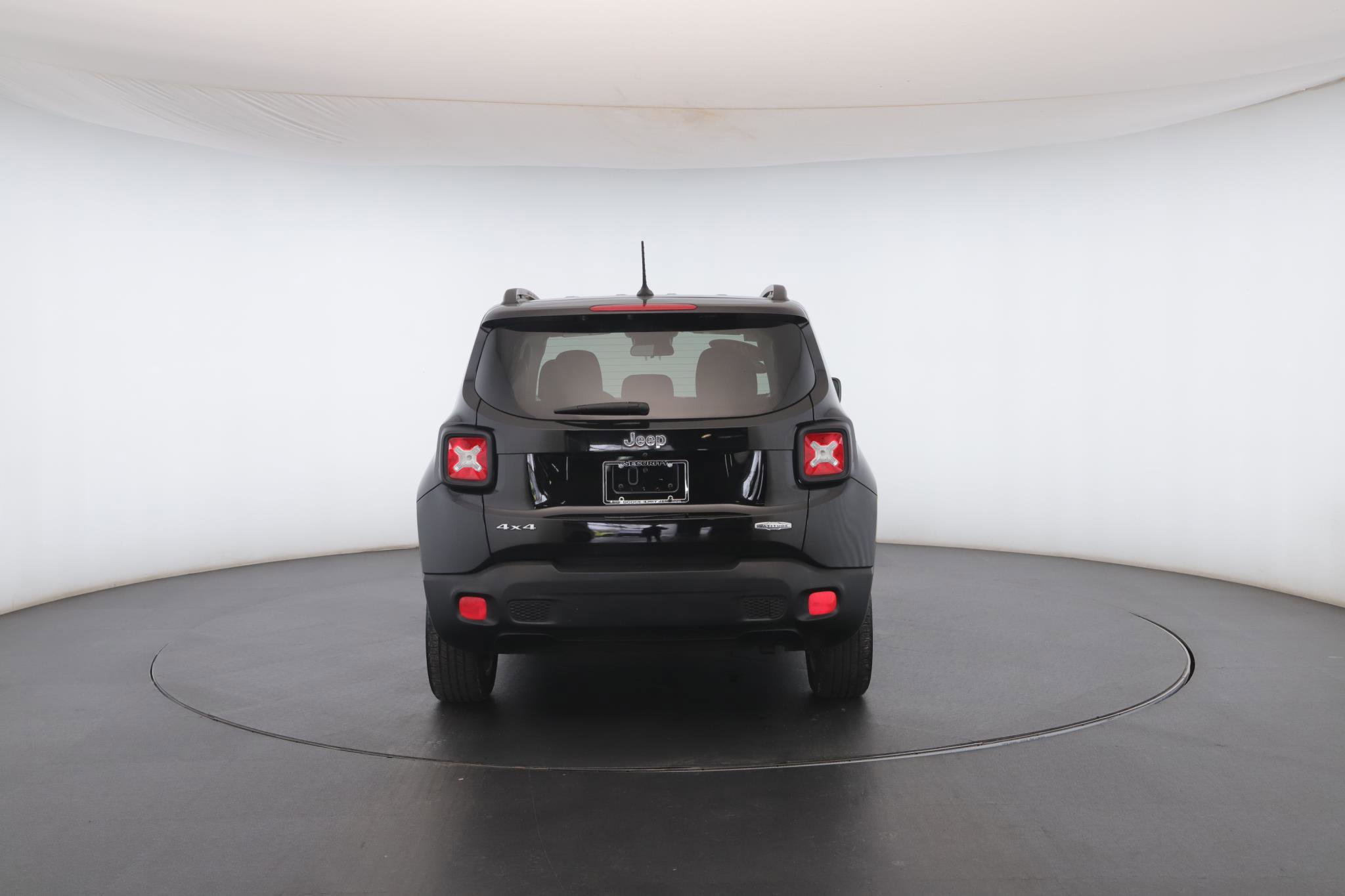 Used 2017 Jeep Renegade Latitude image 18