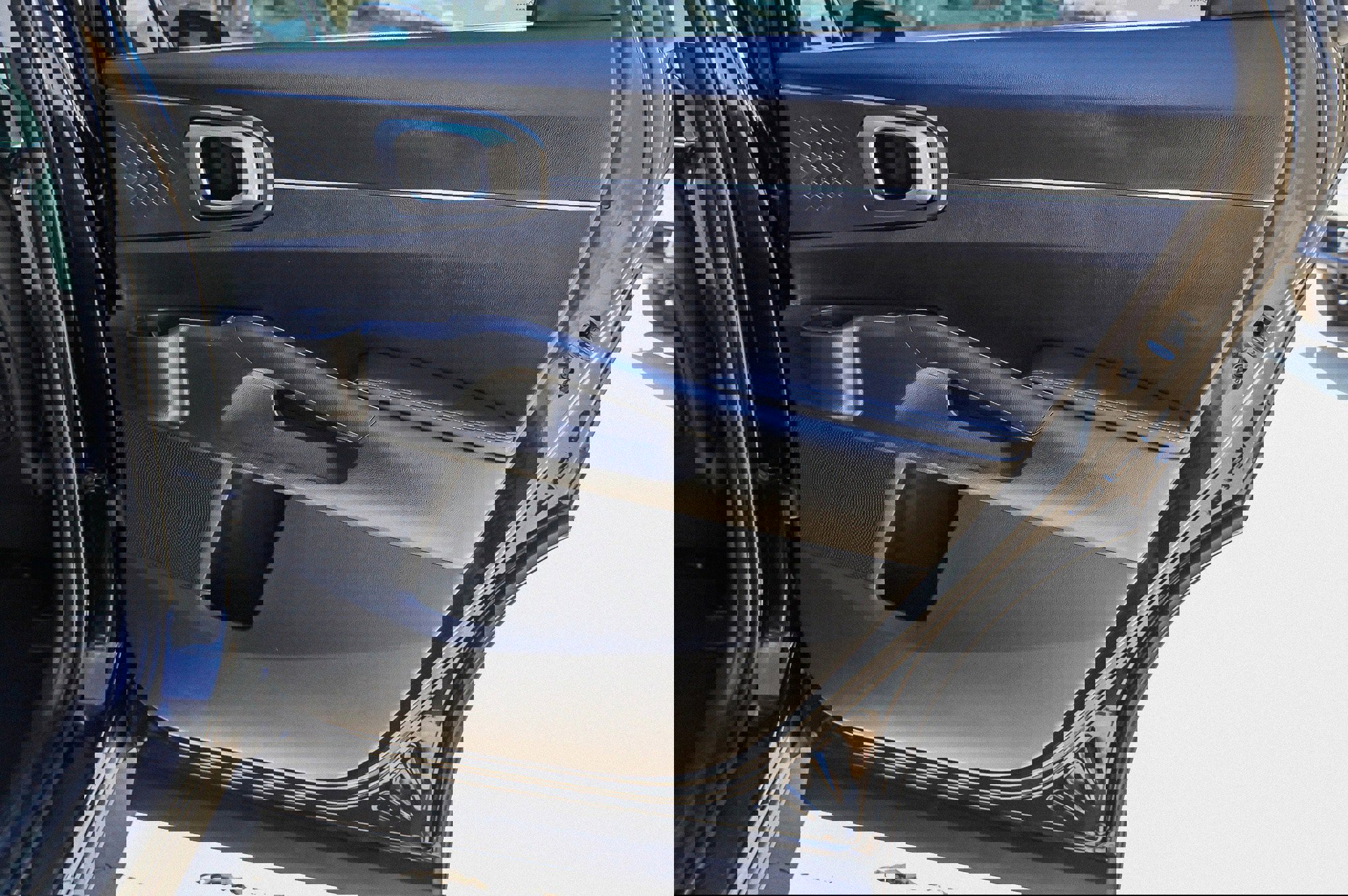 Used 2022 Kia Sorento EX w/ Panoramic Sunroof Package image 30