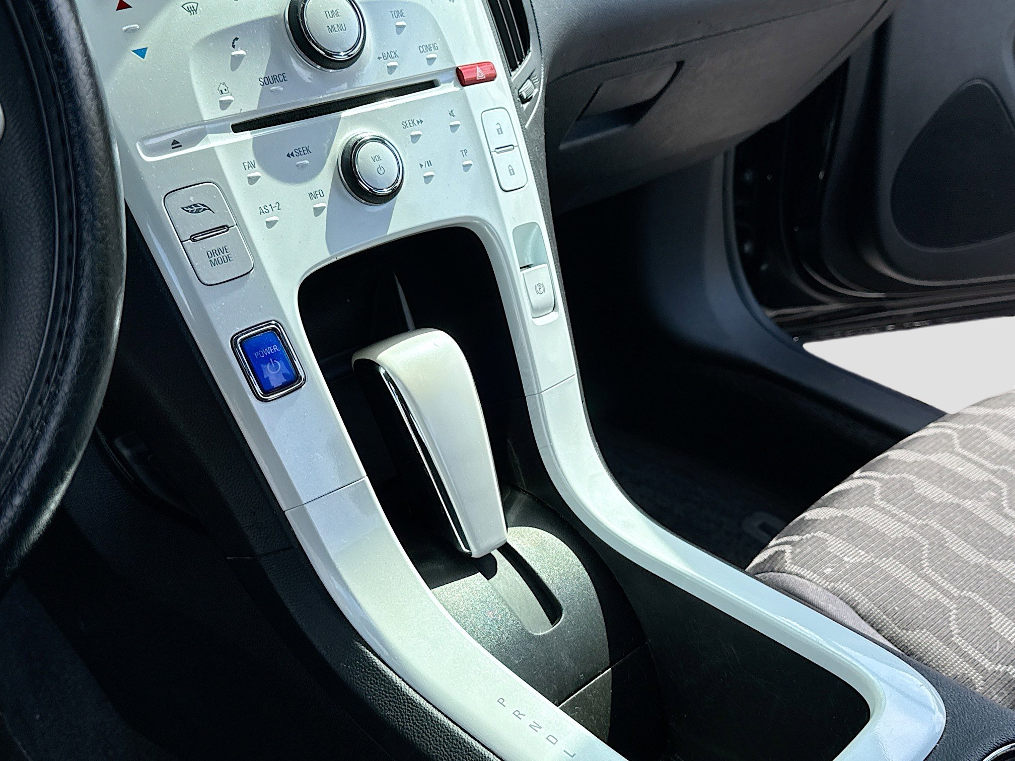 Used 2012 Chevrolet Volt FWD image 10