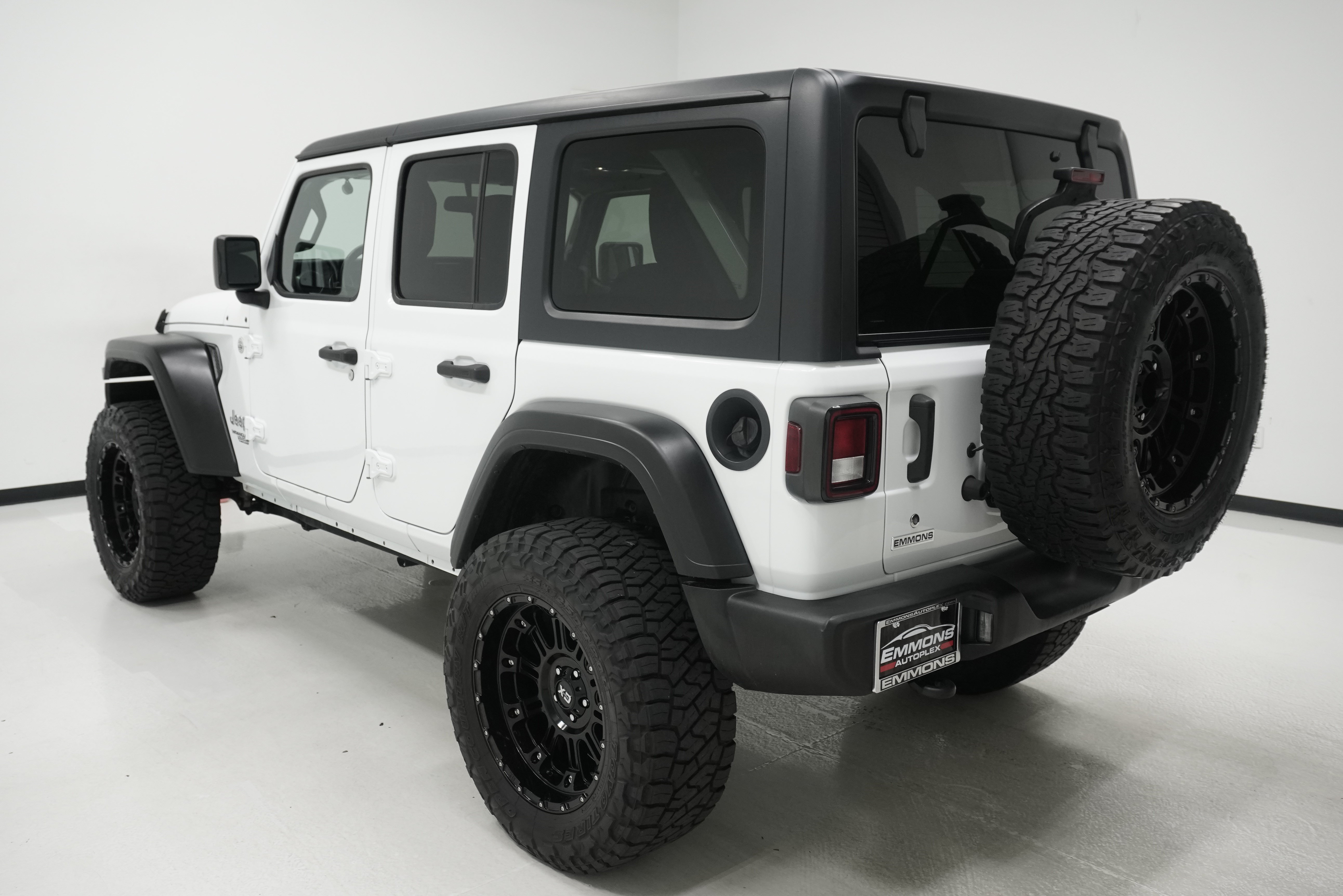 Used 2019 Jeep Wrangler Unlimited Sport S AWD/4WD image 6