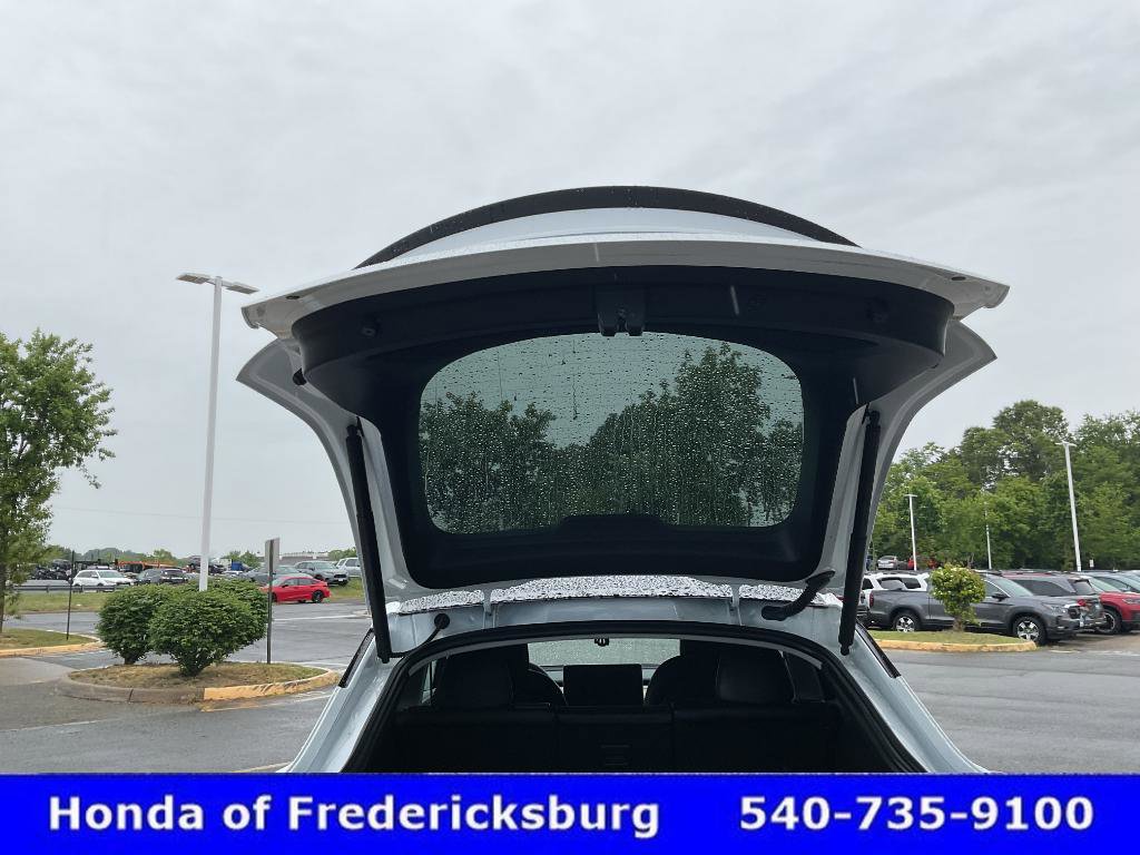 Used 2023 Tesla Model Y Long Range AWD/4WD image 17