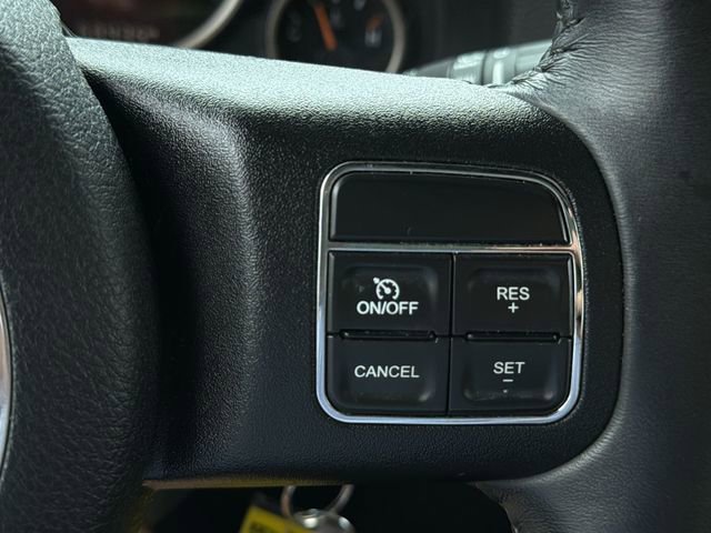 Used 2017 Jeep Wrangler Unlimited Sahara AWD/4WD image 28