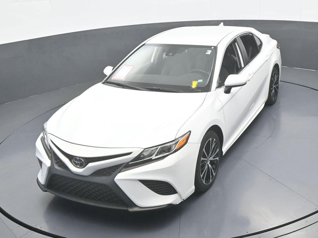Used 2020 Toyota Camry SE image 39