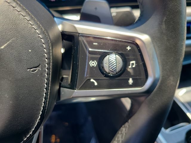 Used 2023 BMW 740i RWD image 26