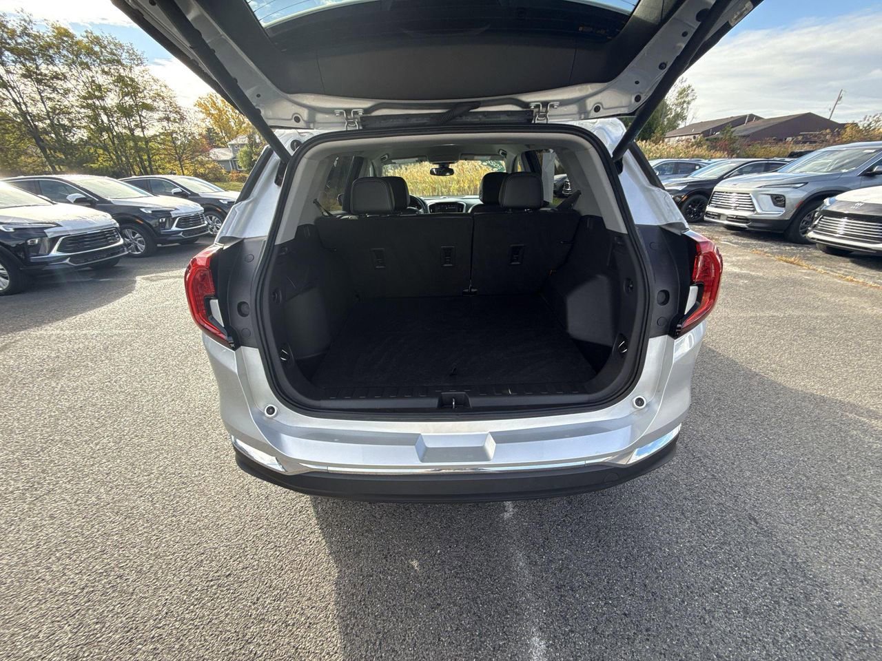 Certified 2022 GMC Terrain SLT image 30