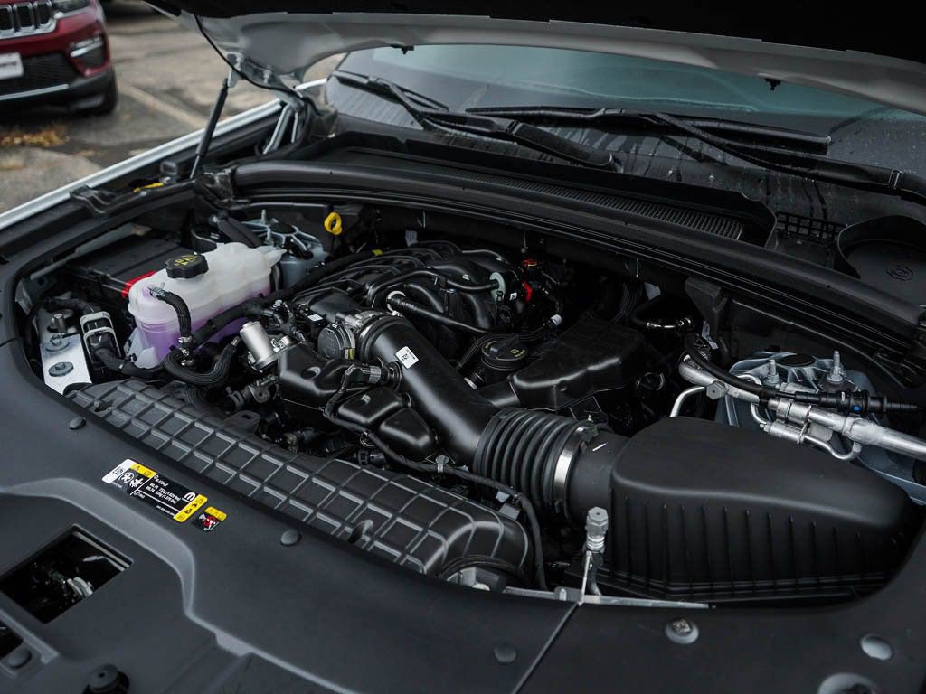 New 2025 Jeep Grand Cherokee Limited image 6