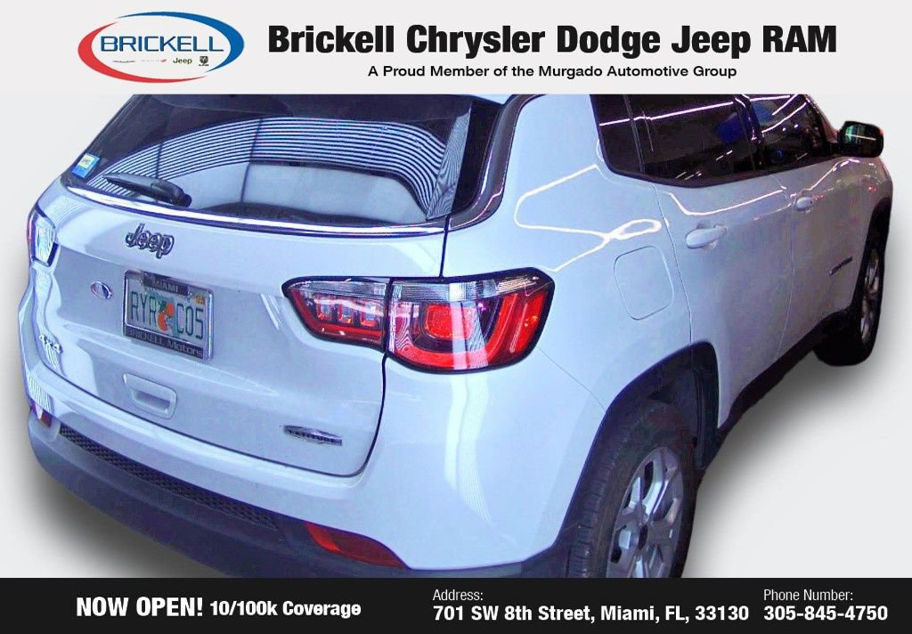 Used 2025 Jeep Compass Latitude image 23