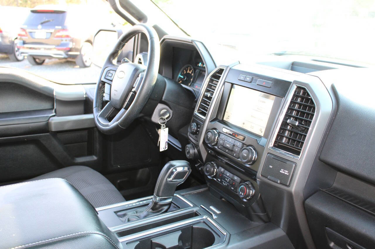 Used 2016 Ford F150 XLT w/ Equipment Group 302A Luxury AWD/4WD image 12