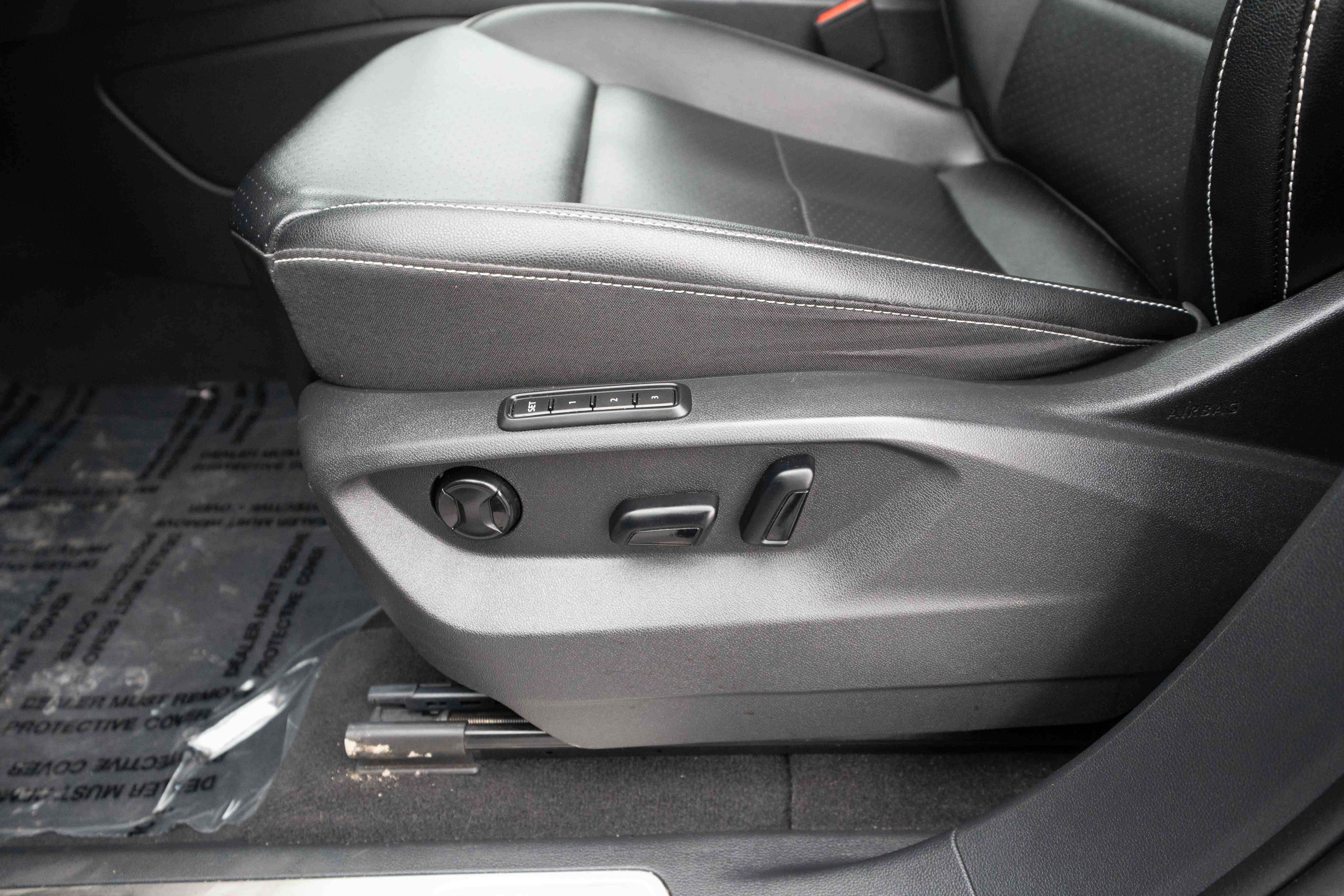 Used 2022 Volkswagen Atlas SEL image 12