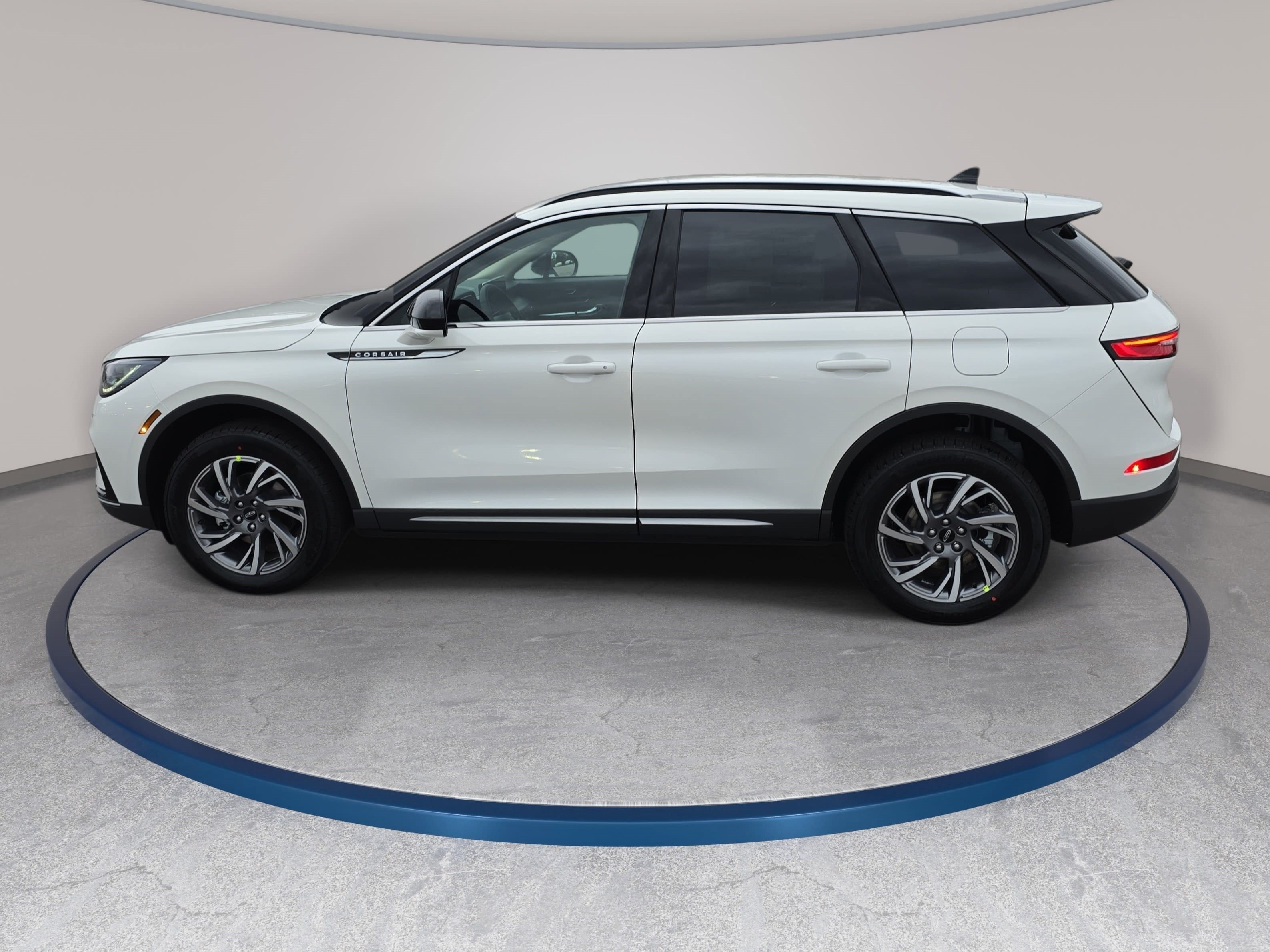 New 2026 Lincoln Corsair Premiere AWD/4WD image 8