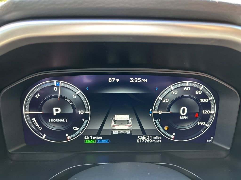 Used 2025 Mitsubishi Outlander 4WD Plug-In Hybrid image 25