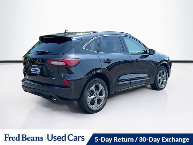 Used 2023 Ford Escape ST-Line w/ Tech Pack #1 AWD/4WD image 10