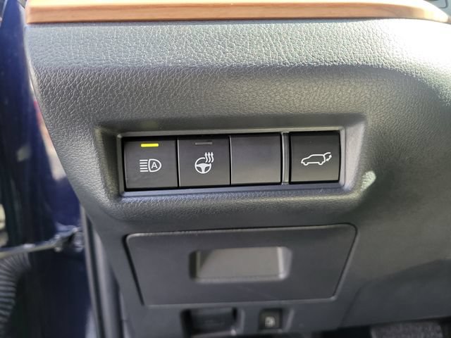 Used 2025 Toyota Grand Highlander AWD image 9