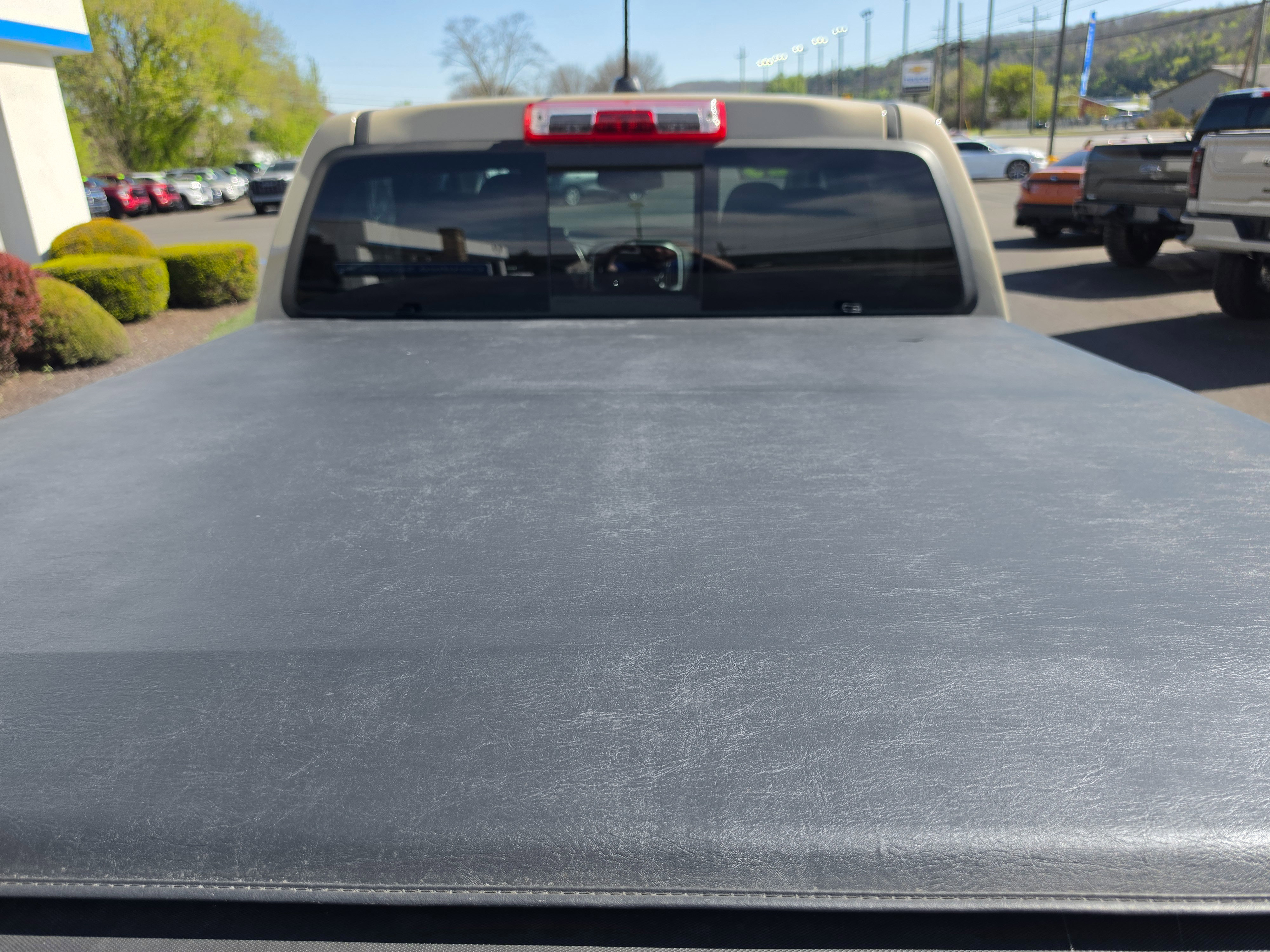 Used 2022 Chevrolet Colorado ZR2 AWD/4WD image 5