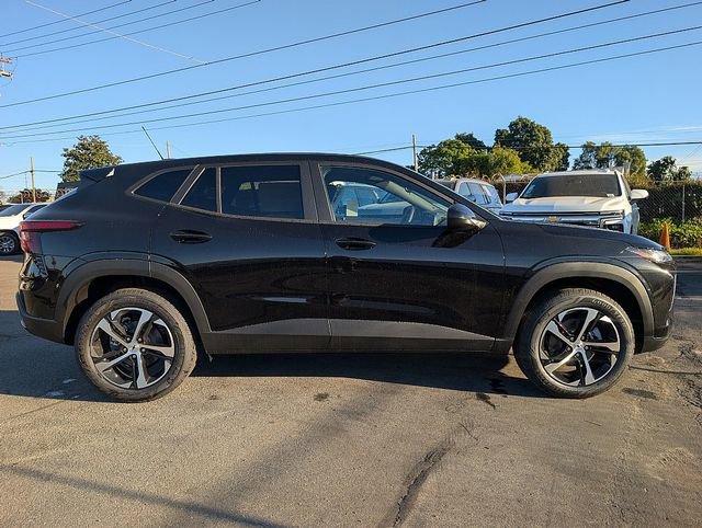 New 2026 Chevrolet Trax RS FWD image 7