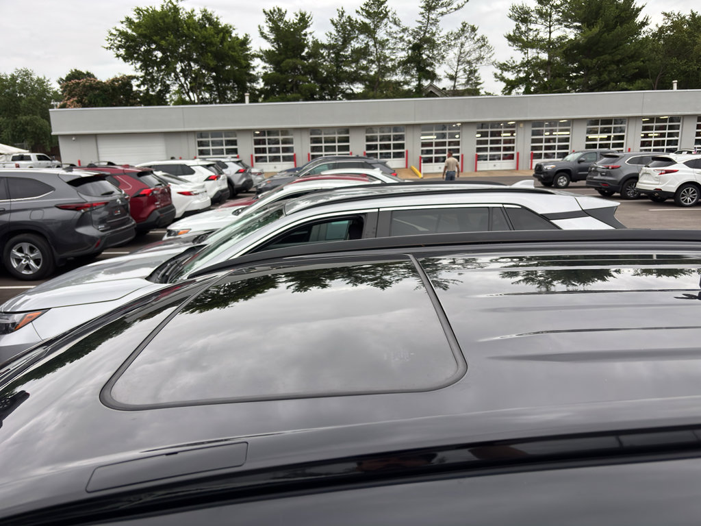 Used 2024 Toyota RAV4 XSE AWD/4WD image 7