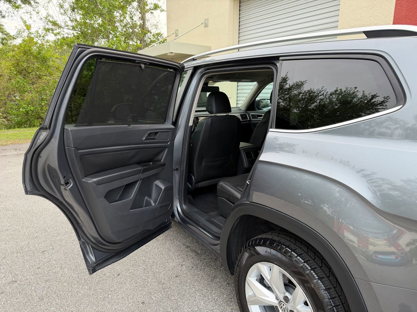 Used 2018 Volkswagen Atlas SE image 27