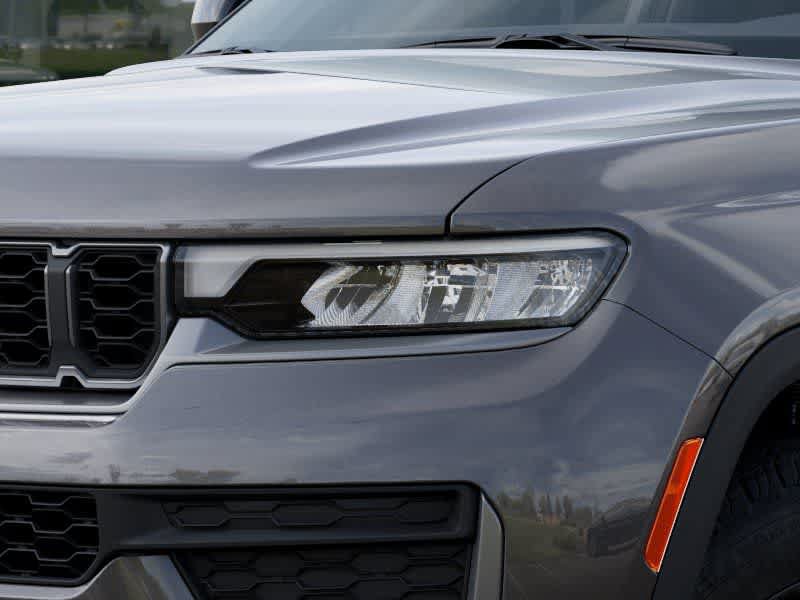 New 2026 Jeep Grand Cherokee Altitude AWD/4WD image 10