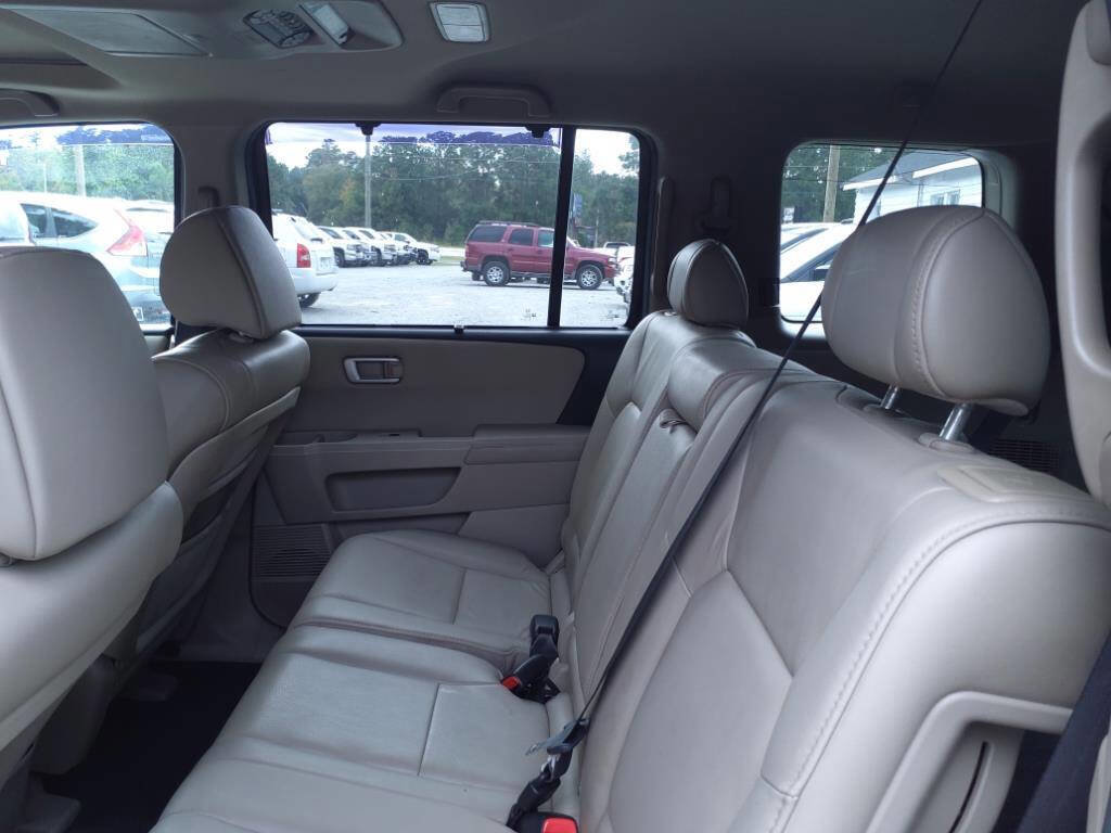 Used 2010 Honda Pilot Touring image 5