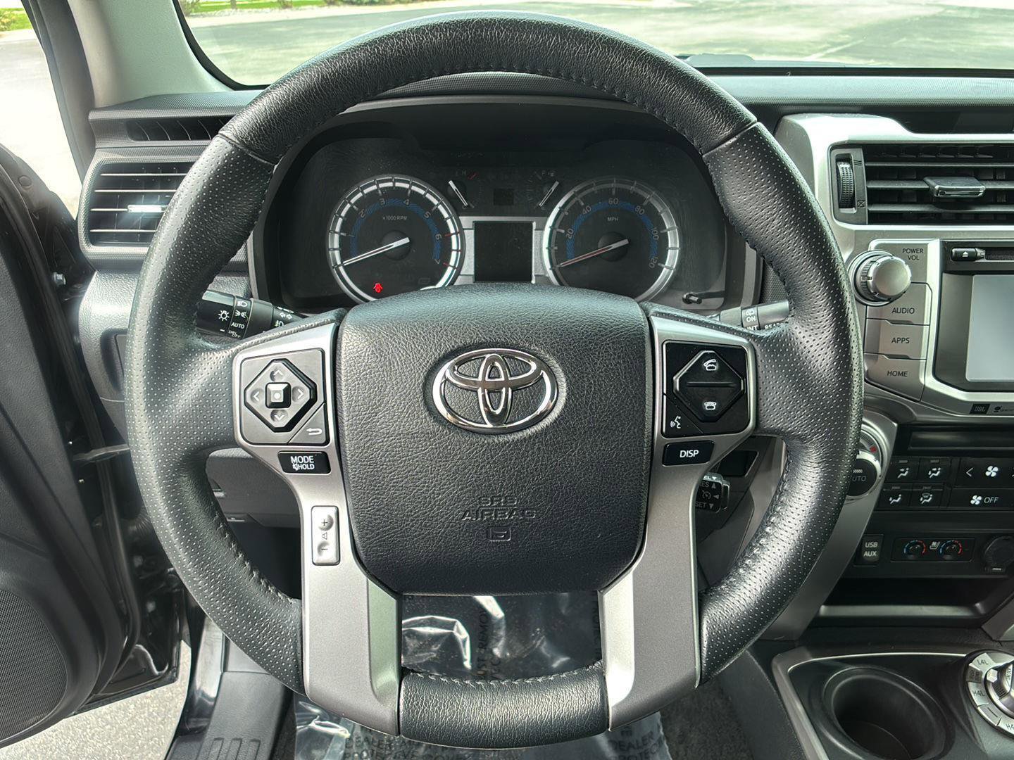 Used 2018 Toyota 4Runner Limited AWD/4WD image 28