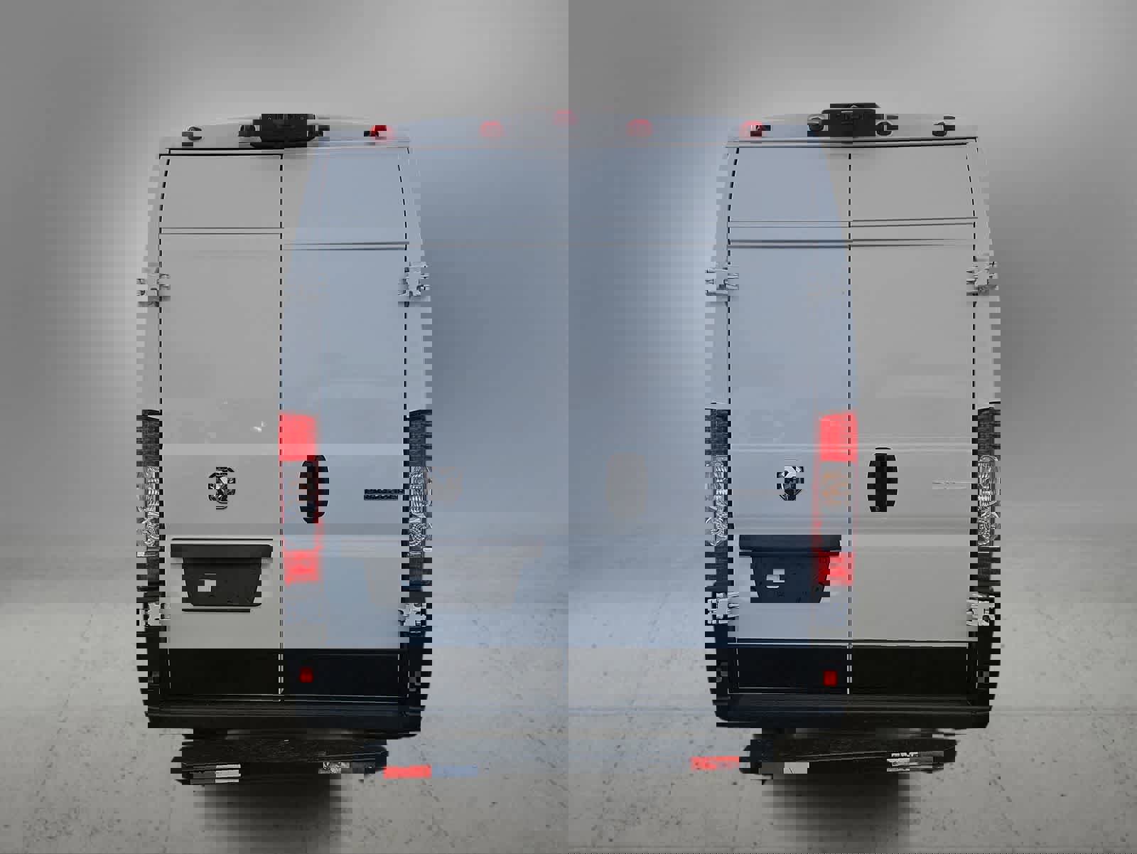 Used 2023 RAM ProMaster 3500 w/ Driver Convenience Group image 8