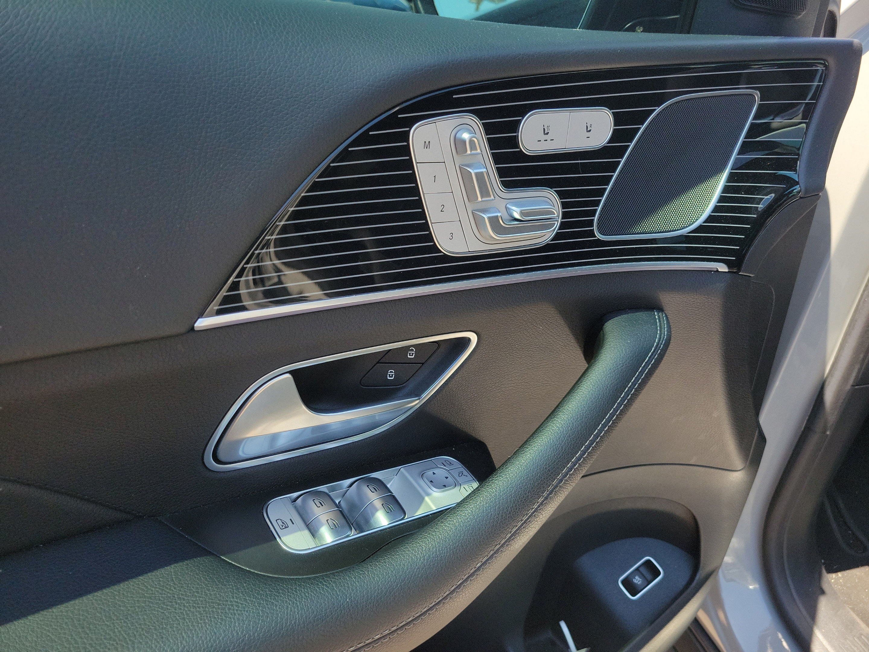Certified 2024 Mercedes-Benz GLE 450 4MATIC image 16