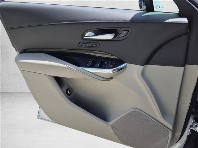 Used 2023 Cadillac XT4 Premium Luxury FWD image 10