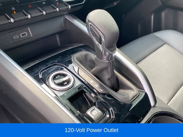 Used 2024 Chevrolet Colorado LT w/ LT Convenience Package III AWD/4WD image 14