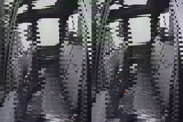 New 2026 Ford F150 Lariat w/ Equipment Group 502A High image 12