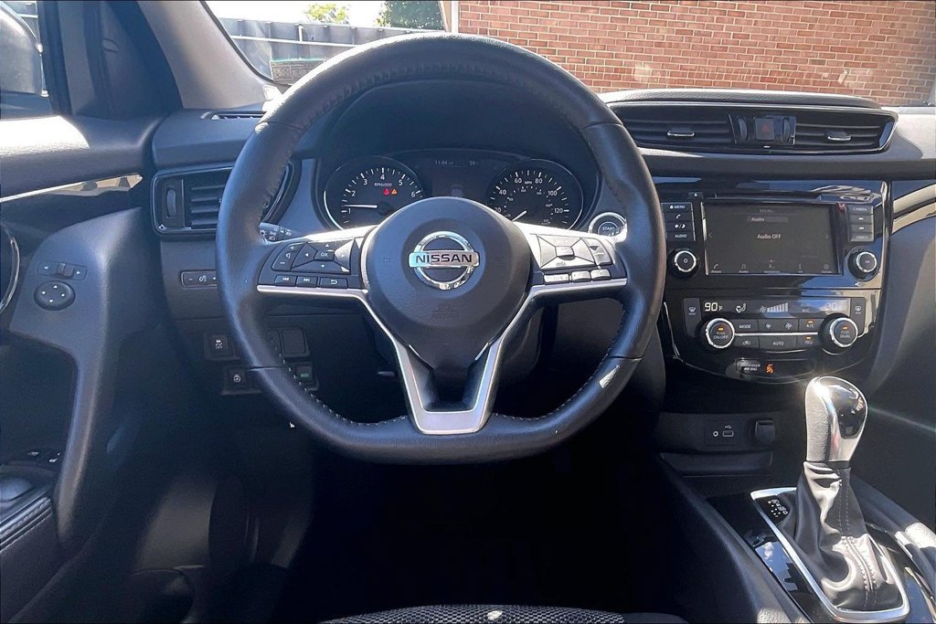 Used 2022 Nissan Rogue Sport SV AWD/4WD image 5