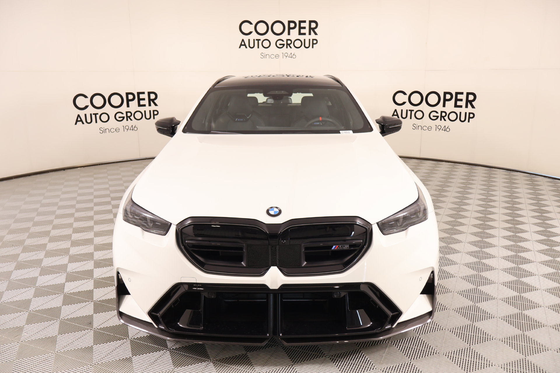 New 2027 BMW M5 Touring AWD/4WD image 9