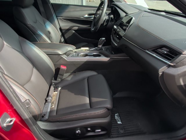 Used 2023 Cadillac CT4 Sport RWD image 35