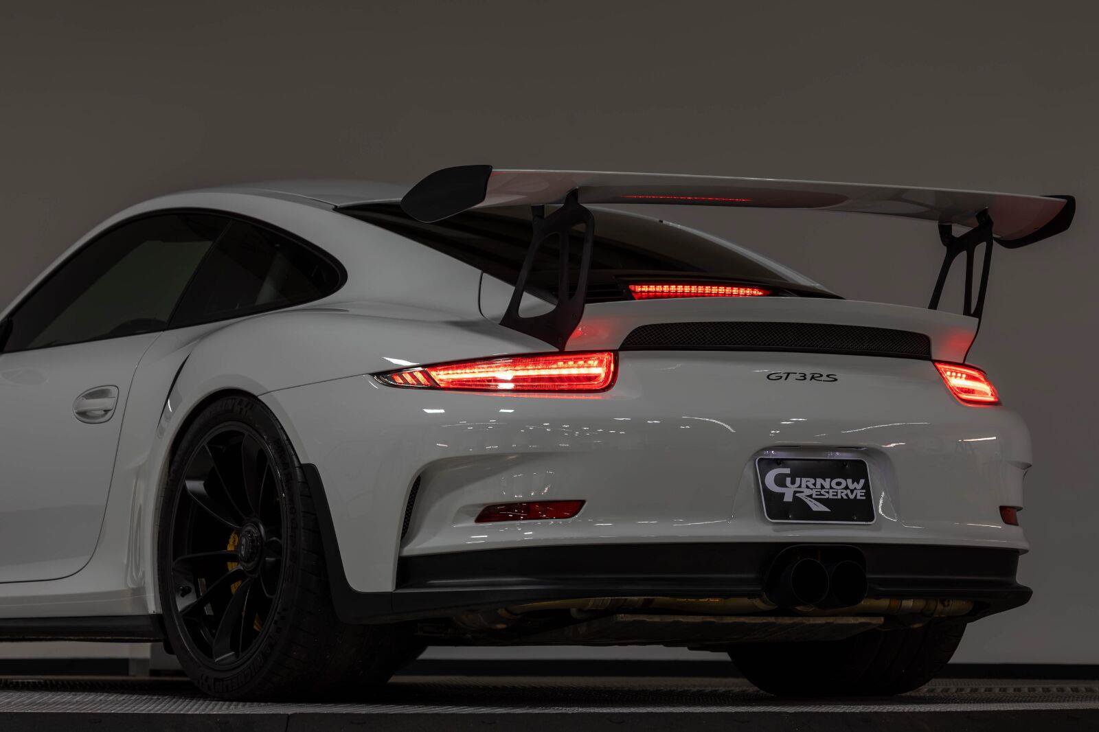 Used 2016 Porsche 911 GT3 RS RWD image 40