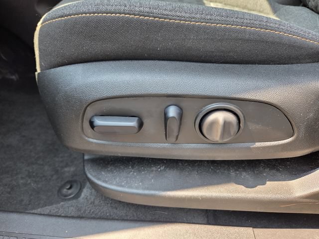 Certified 2024 Chevrolet Equinox LT w/ LPO, Floor Liner Package FWD image 22