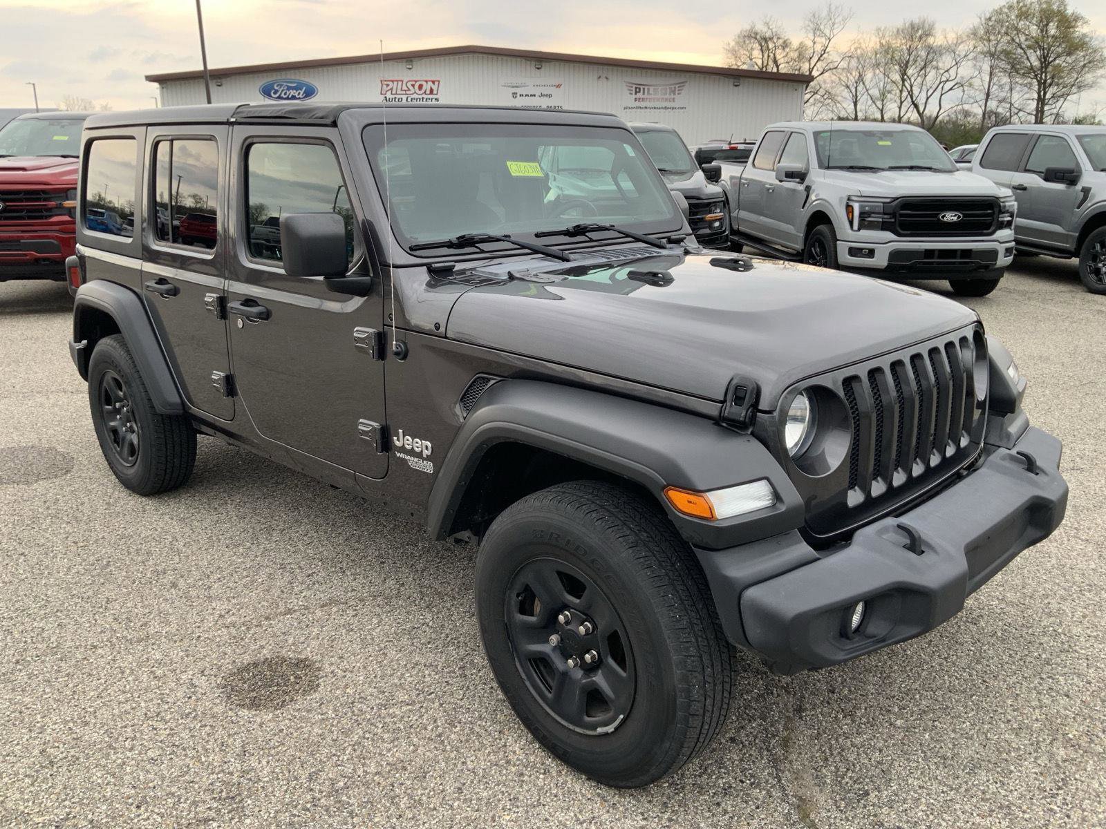 Used 2020 Jeep Wrangler Unlimited Sport image 2