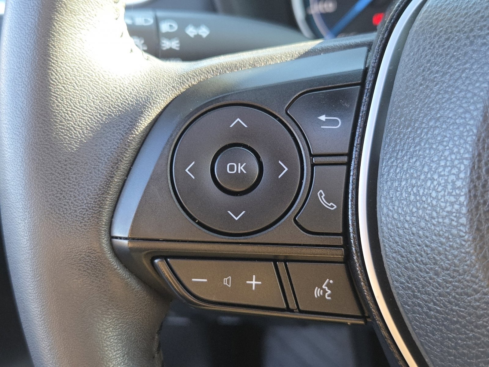 Used 2024 Toyota RAV4 XSE w/ Weather Package image 35