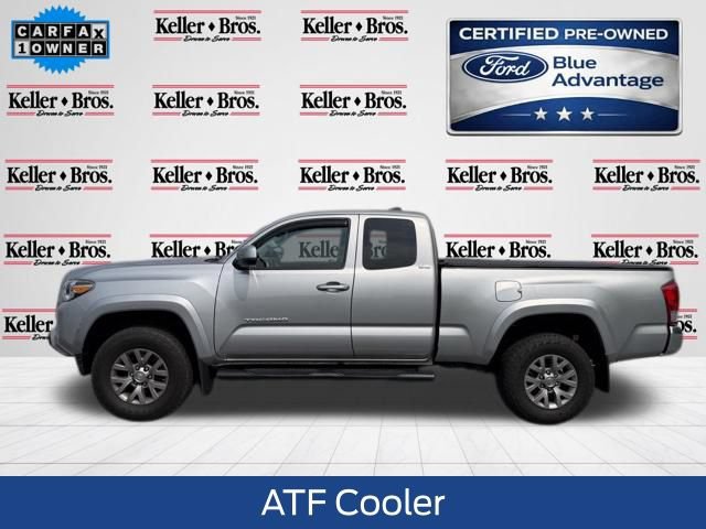 Used 2017 Toyota Tacoma SR5 AWD/4WD image 4